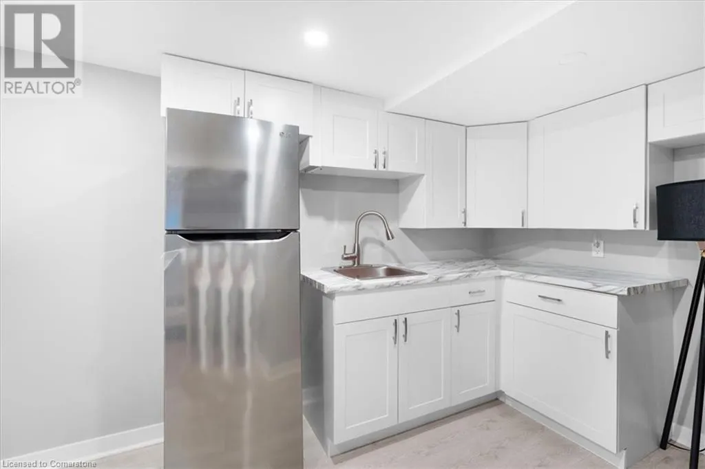 233 NORMANHURST Avenue