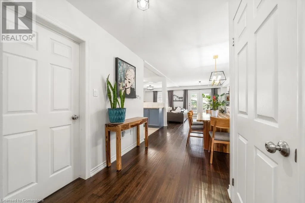 12 VALRIDGE Court