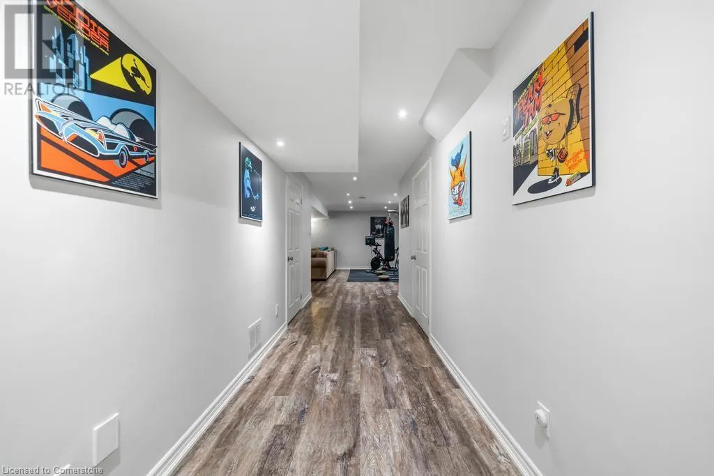 12 VALRIDGE Court