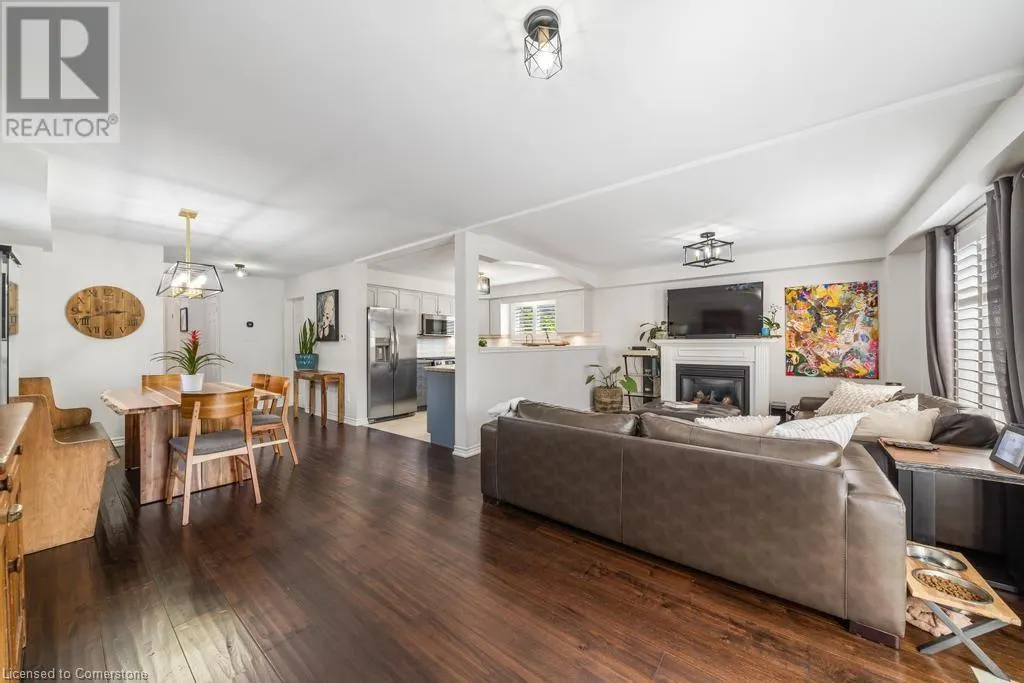 12 VALRIDGE Court