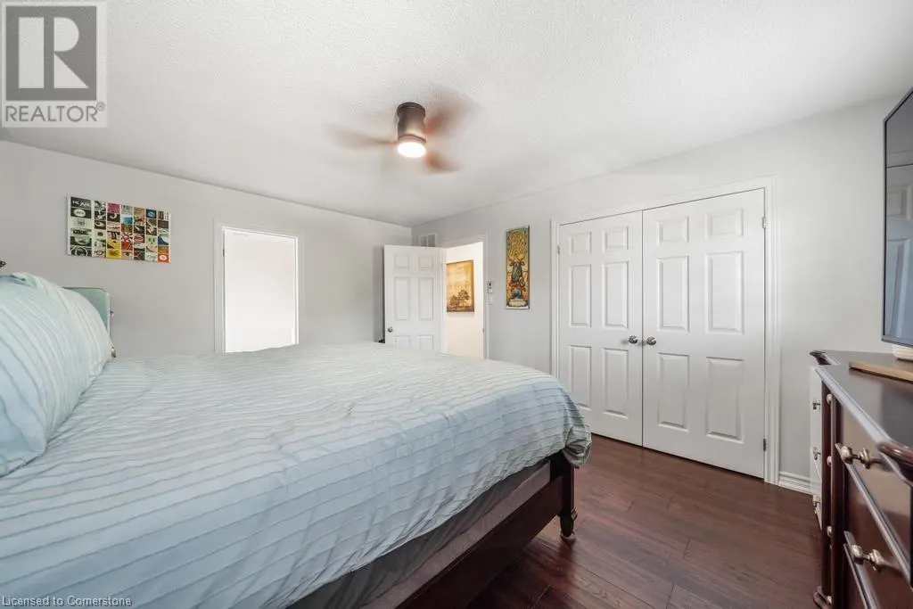 12 VALRIDGE Court