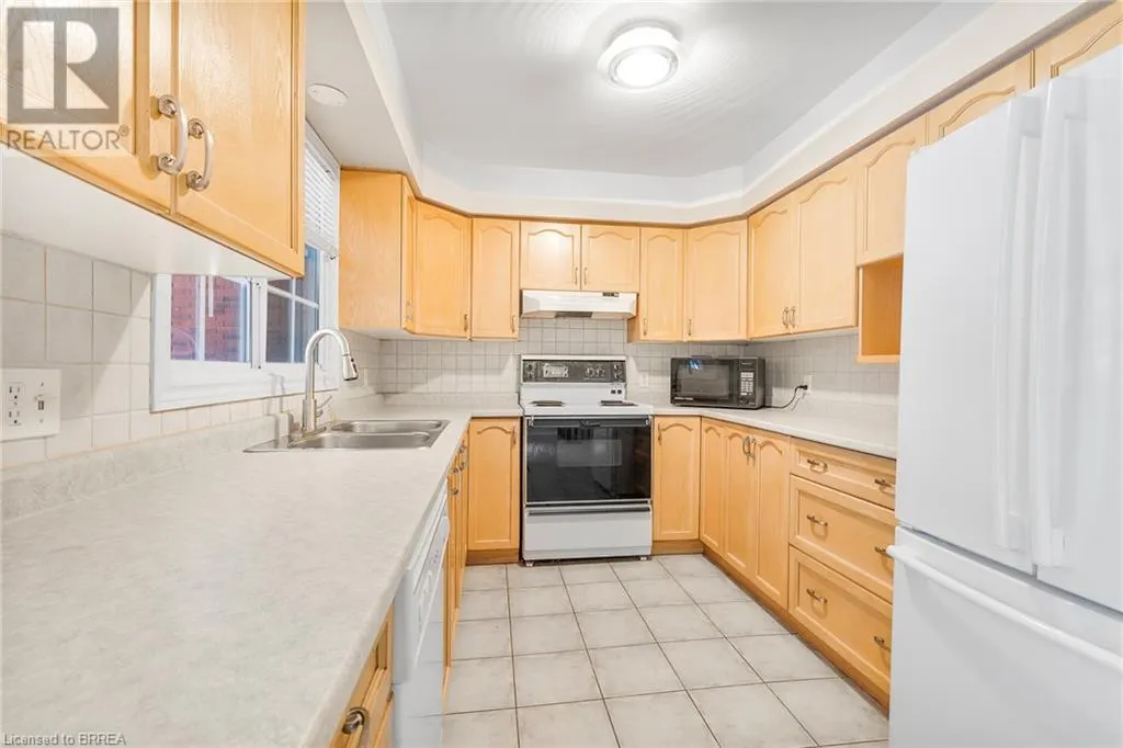 570 WEST Street Unit# 2, #2