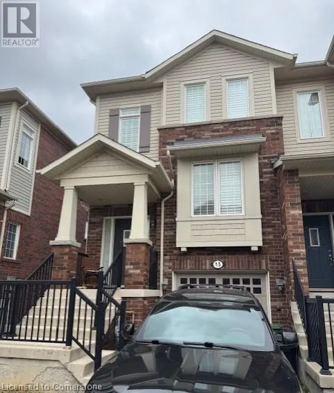 15 HEPWORTH Crescent