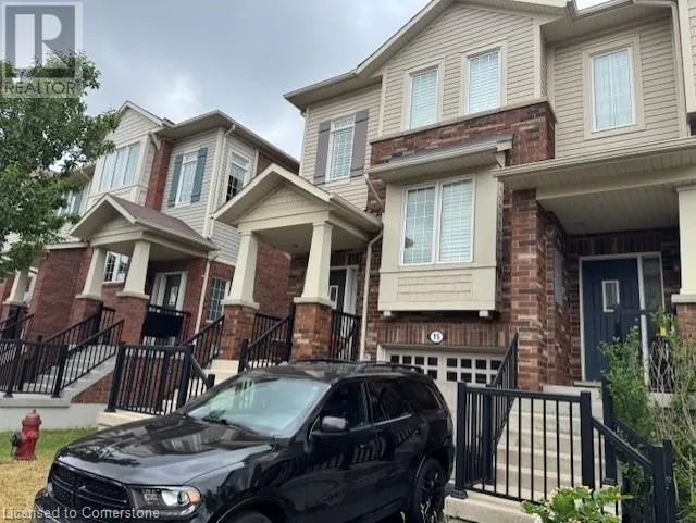 15 HEPWORTH Crescent