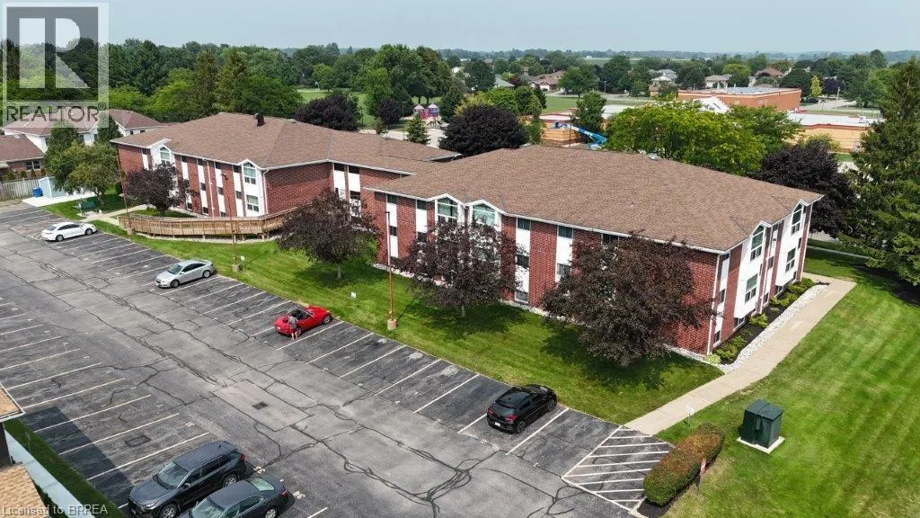 60 DONLY Drive S Unit# 209, #209