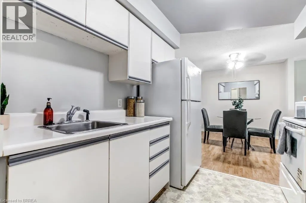60 DONLY Drive S Unit# 209, #209