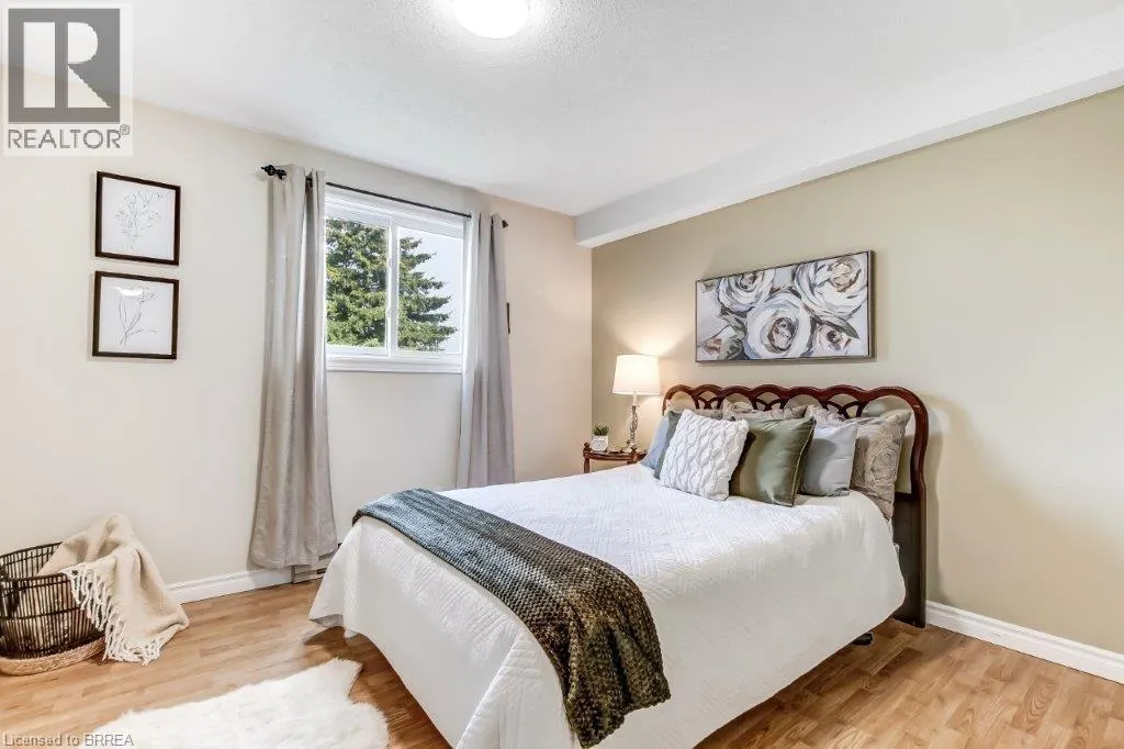 60 DONLY Drive S Unit# 209, #209