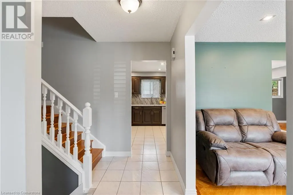25 BURKE Drive