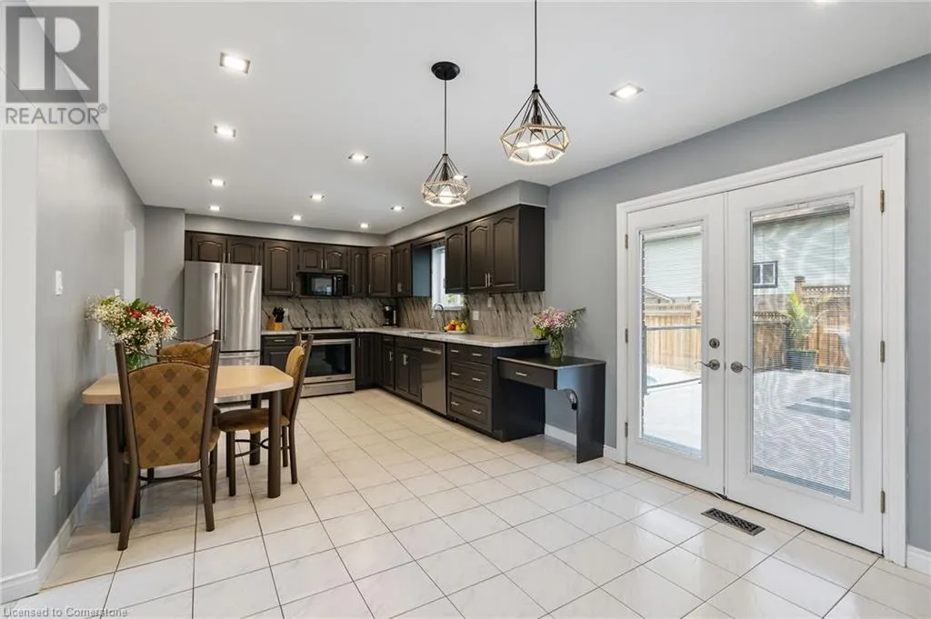 25 BURKE Drive