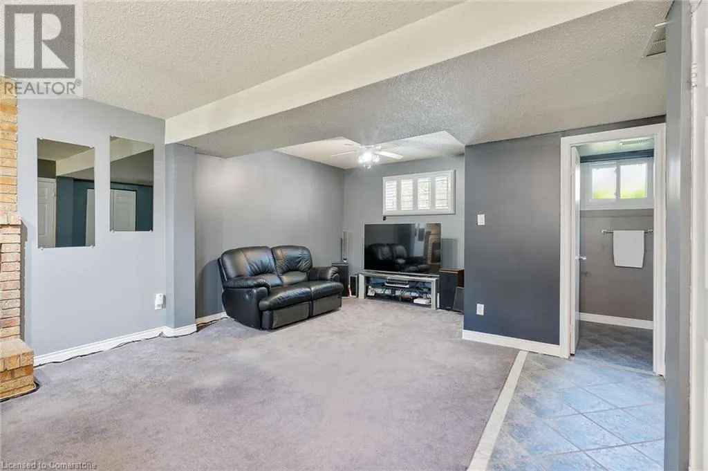 25 BURKE Drive