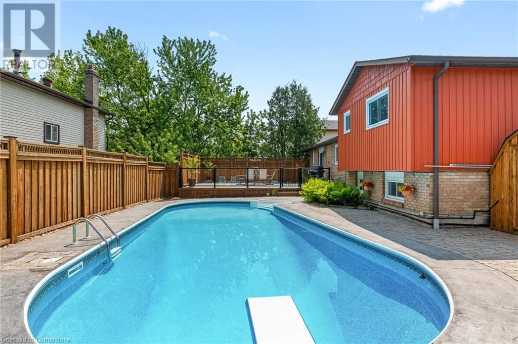 25 BURKE Drive