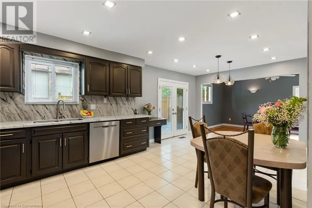 25 BURKE Drive