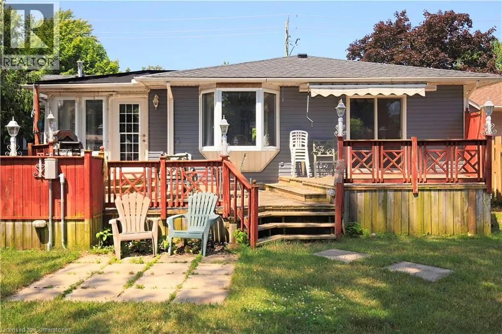 40 KERMAN Avenue