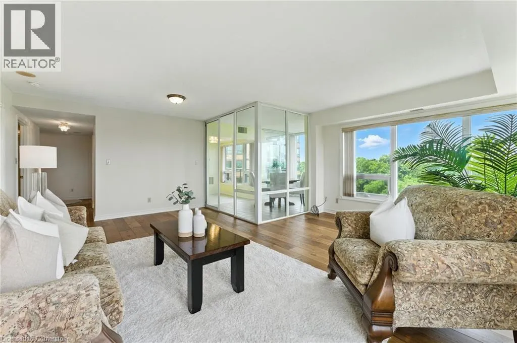 237 KING Street W Unit# 1104, #1104