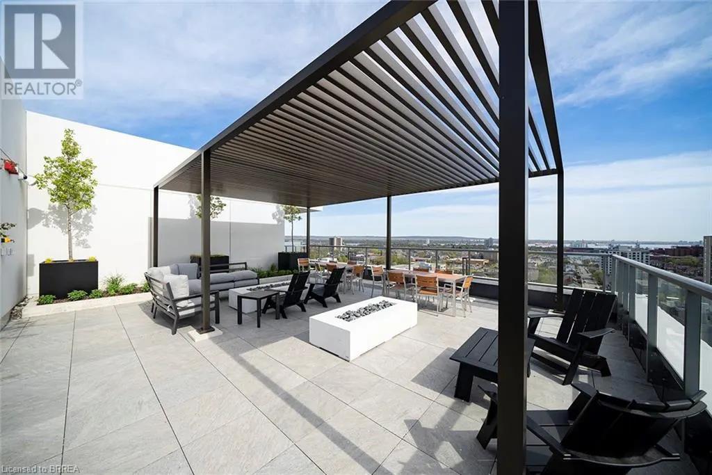212 KING WILLIAM Street Unit# 823, #823