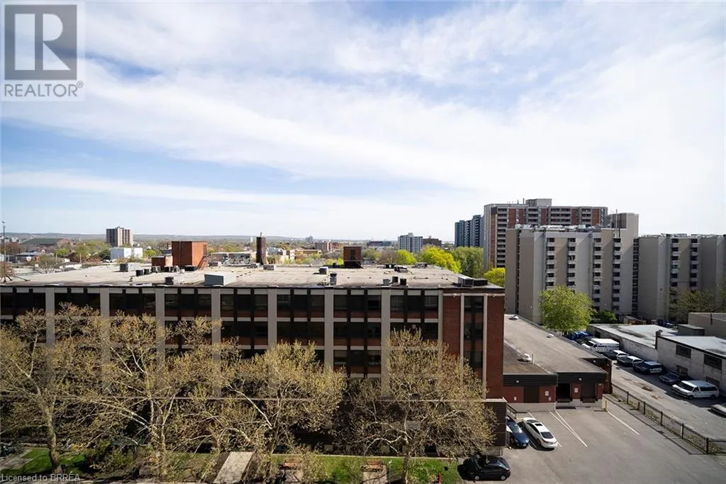 212 KING WILLIAM Street Unit# 823, #823