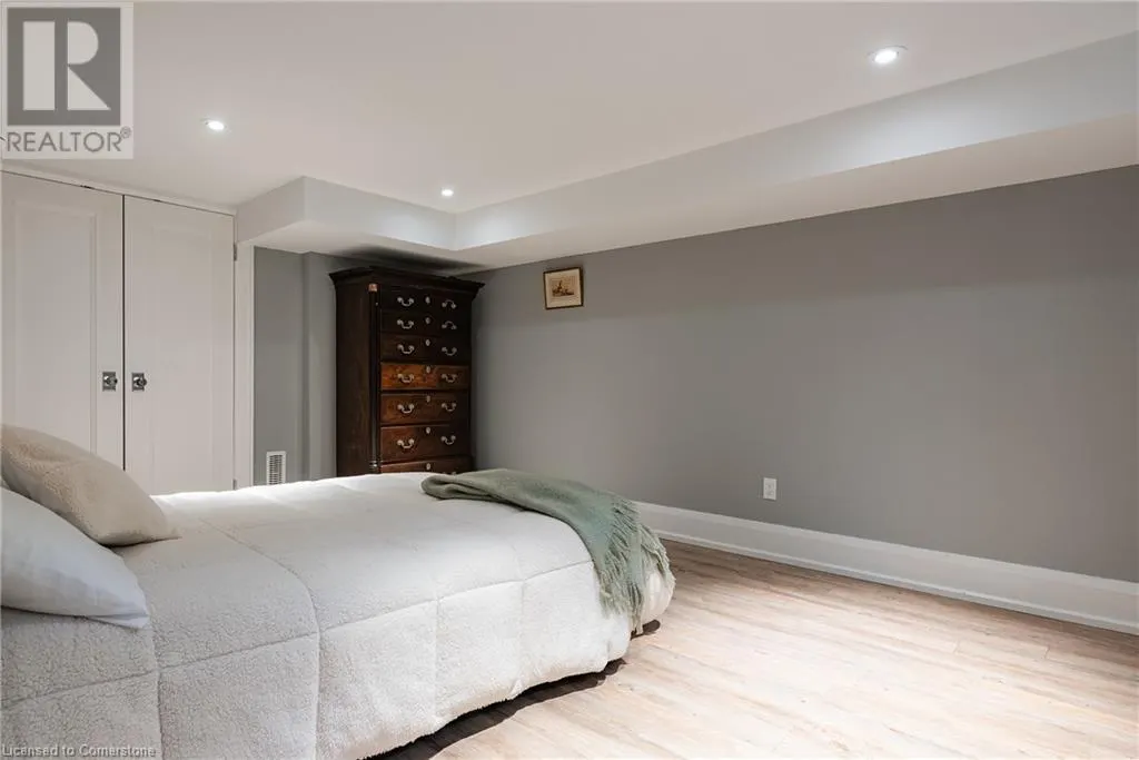 6 CHARTWELL Road