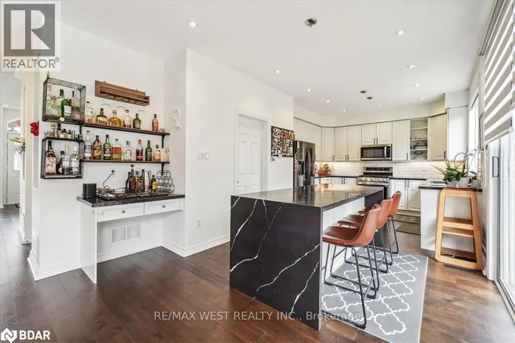 1349 SAGEWOOD Crescent