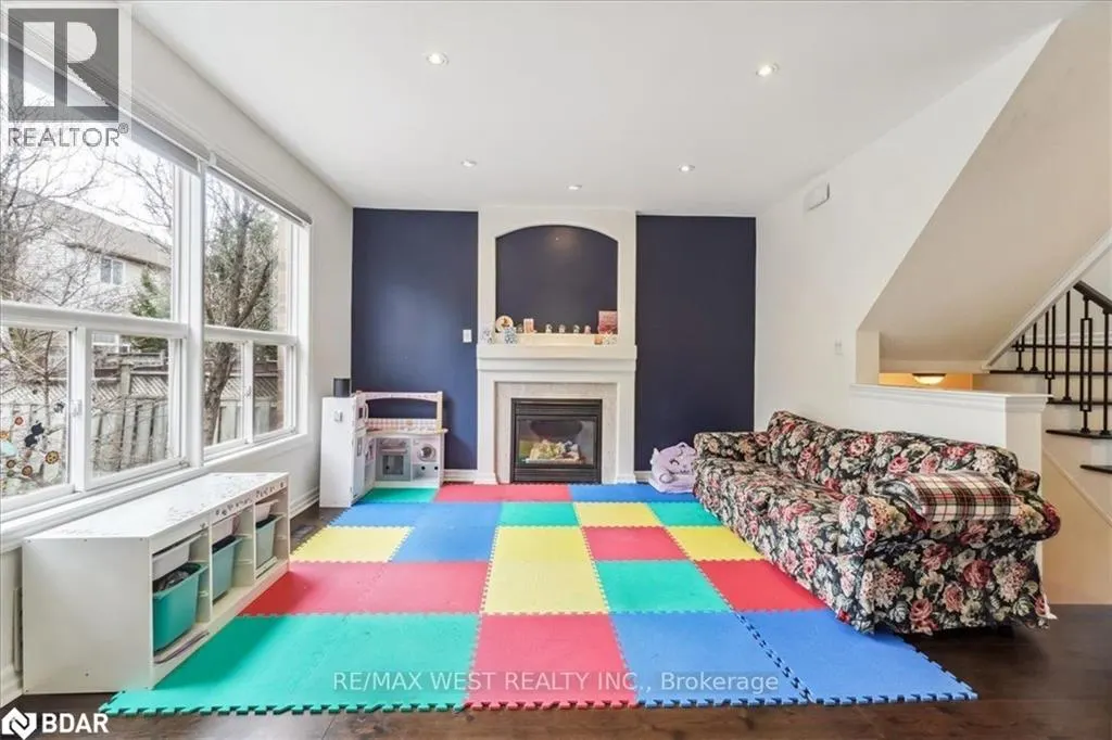 1349 SAGEWOOD Crescent