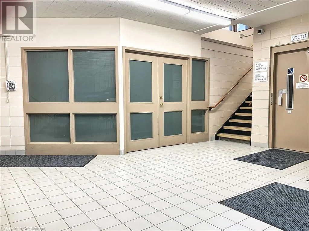 165 PLYMOUTH Road Unit# E, #E