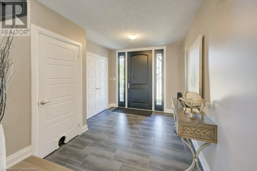 43 GREYHAWK Street