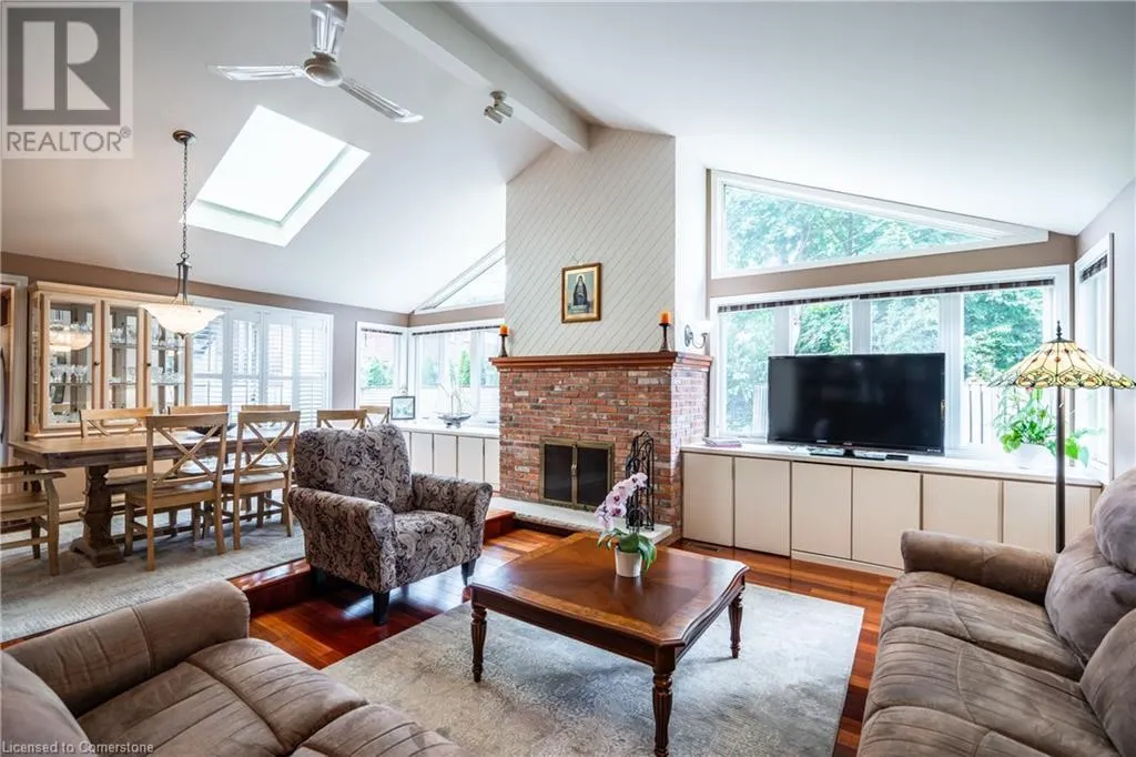 98 HADLEY Drive