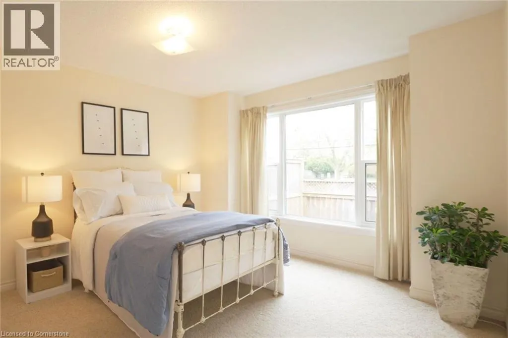 175 FIDDLERS GREEN Road Unit# 5, #5