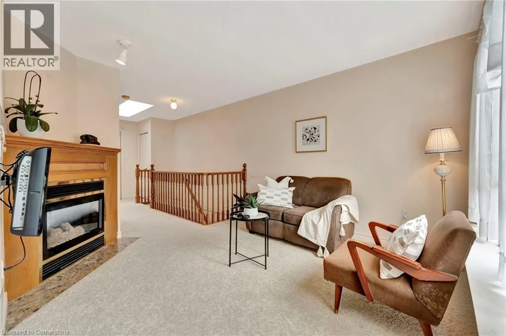 175 FIDDLERS GREEN Road Unit# 5, #5