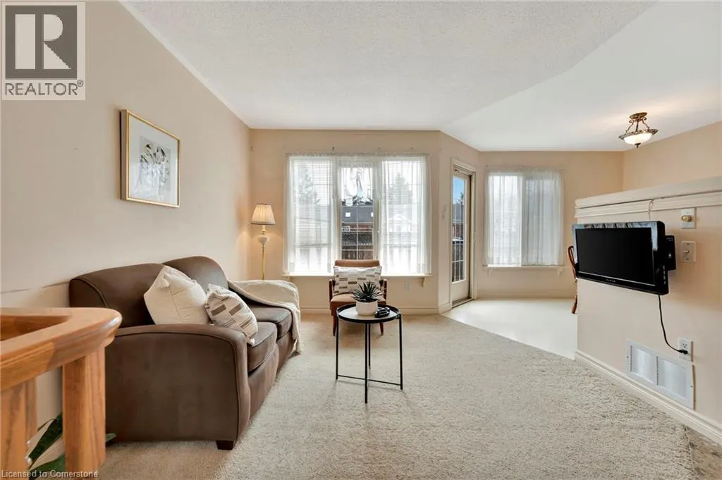 175 FIDDLERS GREEN Road Unit# 5, #5