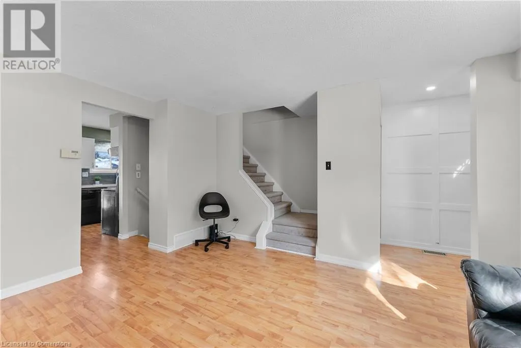 25 LINFIELD Drive Unit# 28, #28