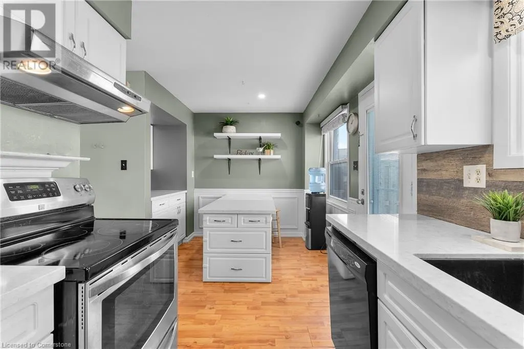25 LINFIELD Drive Unit# 28, #28
