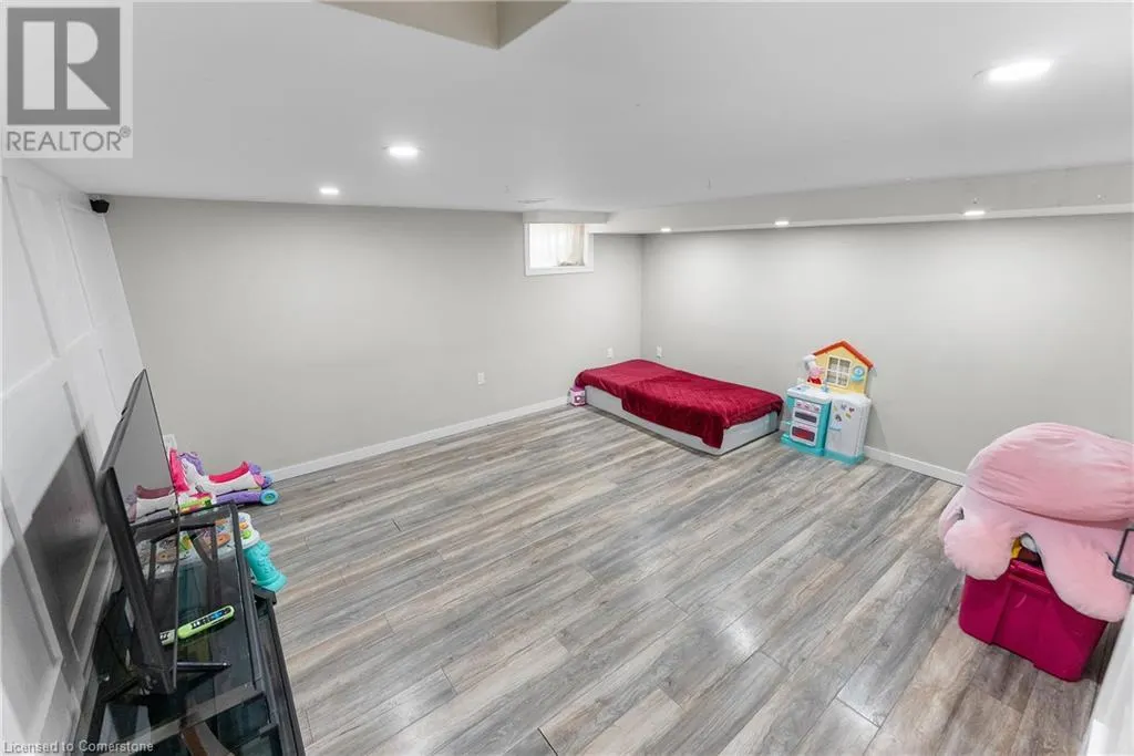 25 LINFIELD Drive Unit# 28, #28