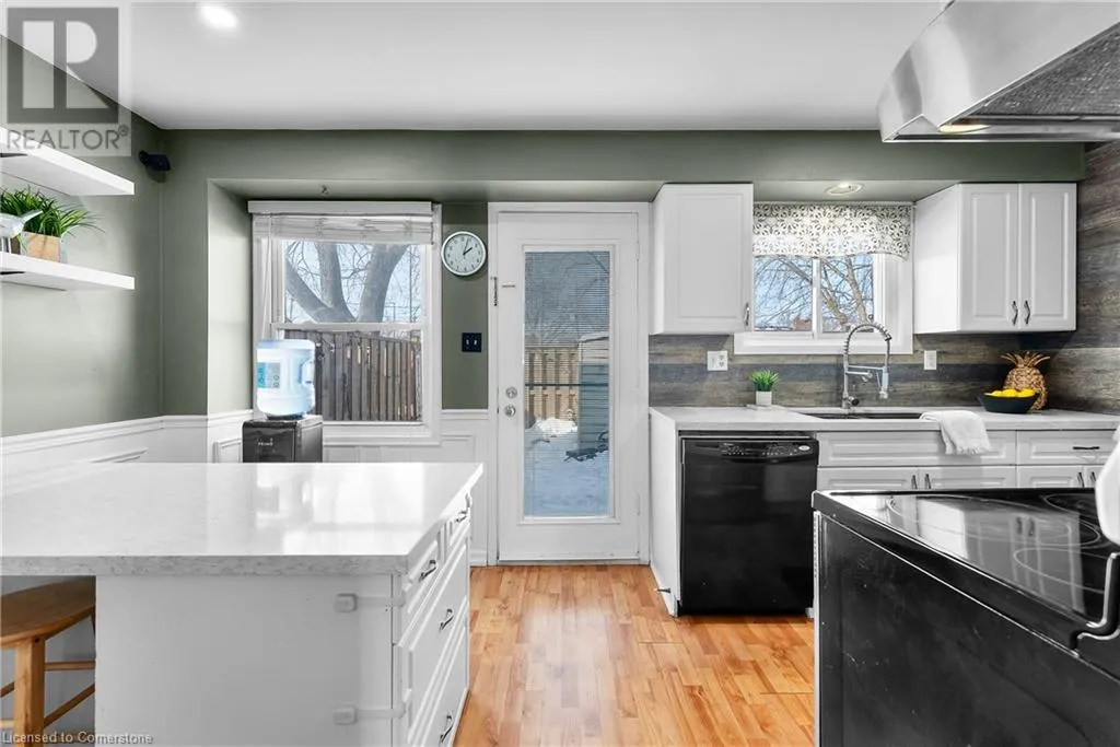 25 LINFIELD Drive Unit# 28, #28