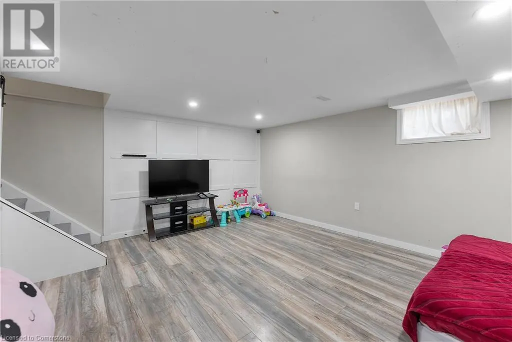 25 LINFIELD Drive Unit# 28, #28