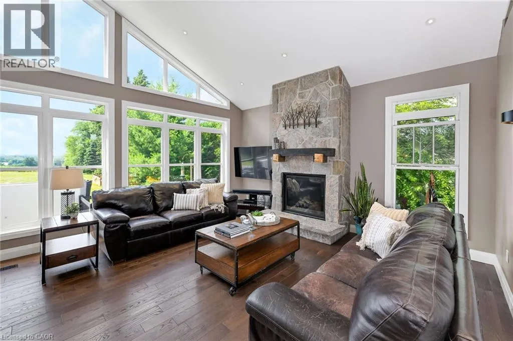 307 CONCESSION 8E Road
