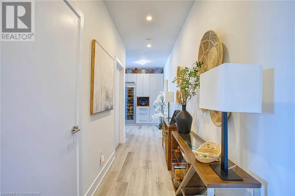16 CONCORD Place Unit# 707, #707