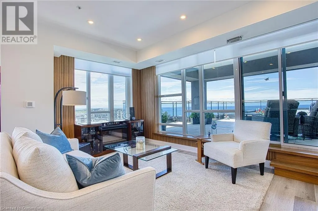16 CONCORD Place Unit# 707, #707