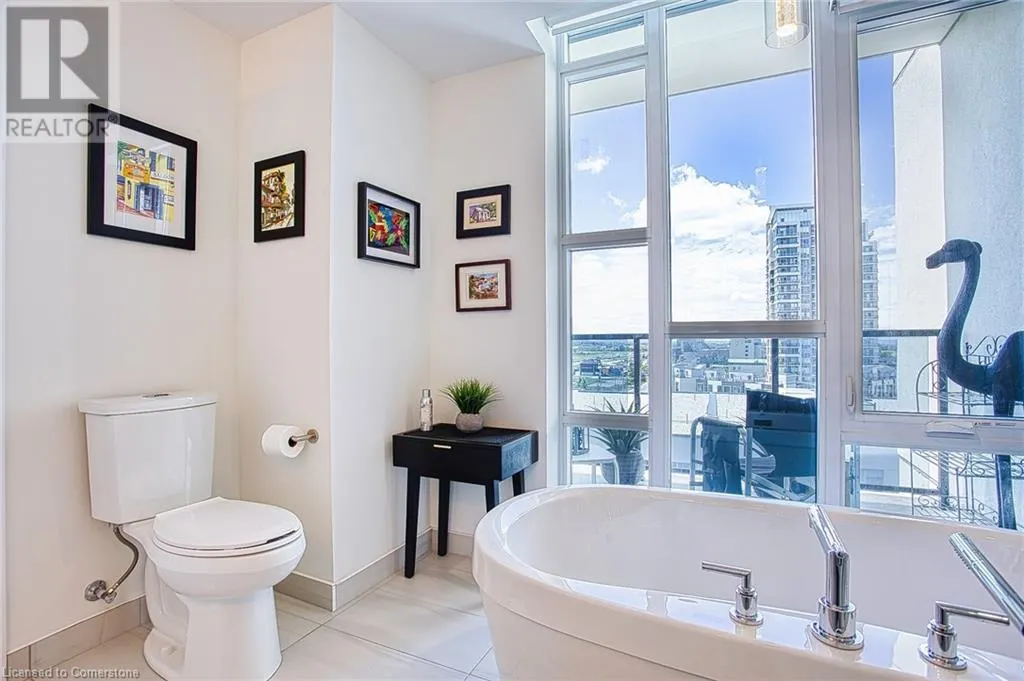 16 CONCORD Place Unit# 707, #707