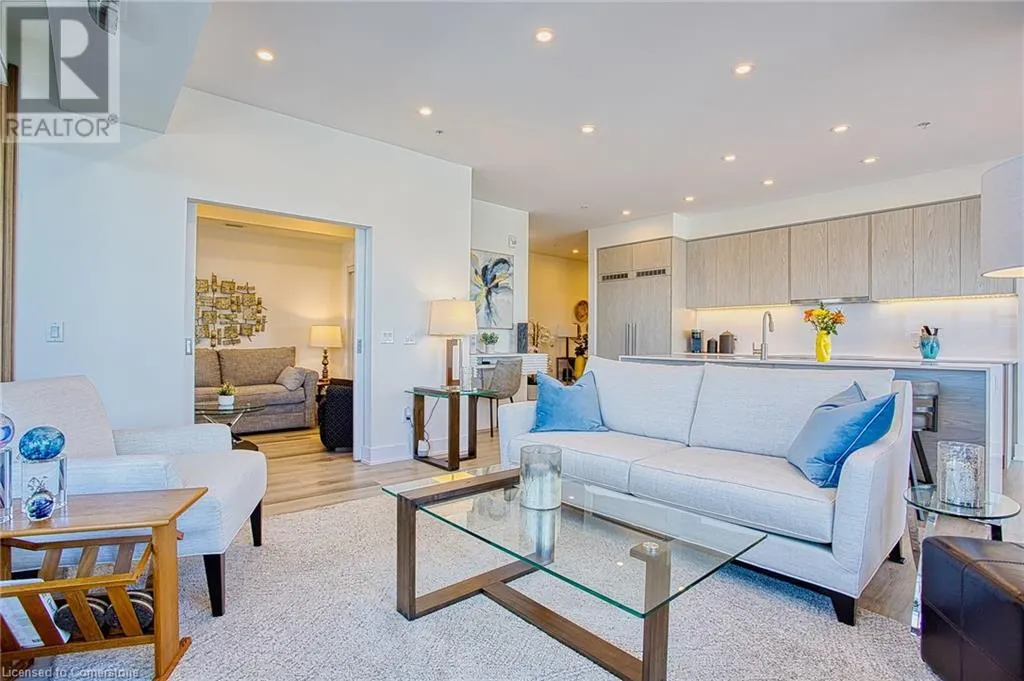 16 CONCORD Place Unit# 707, #707