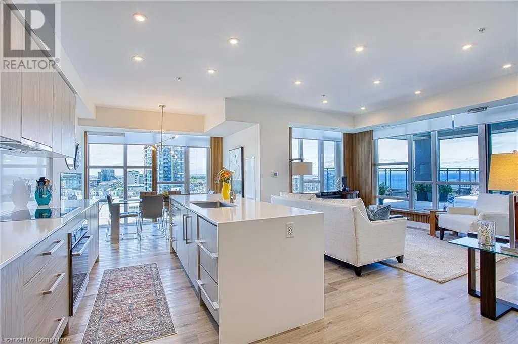 16 CONCORD Place Unit# 707, #707