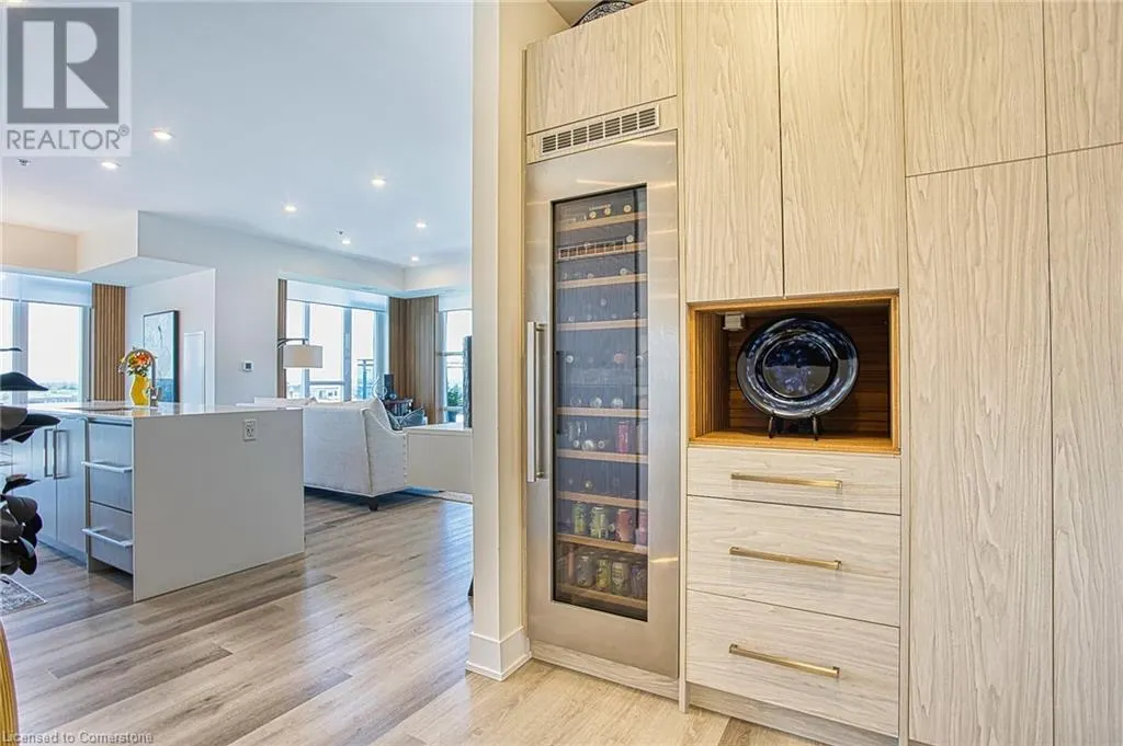 16 CONCORD Place Unit# 707, #707