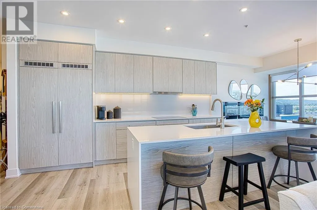 16 CONCORD Place Unit# 707, #707