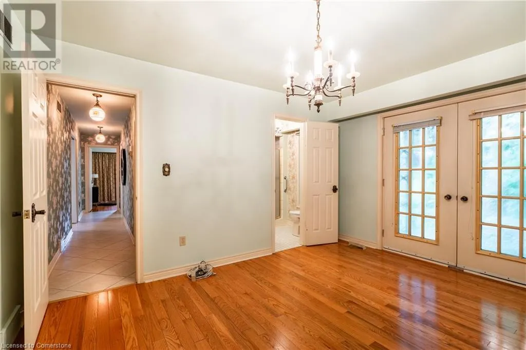 2083 HOLLOW Road