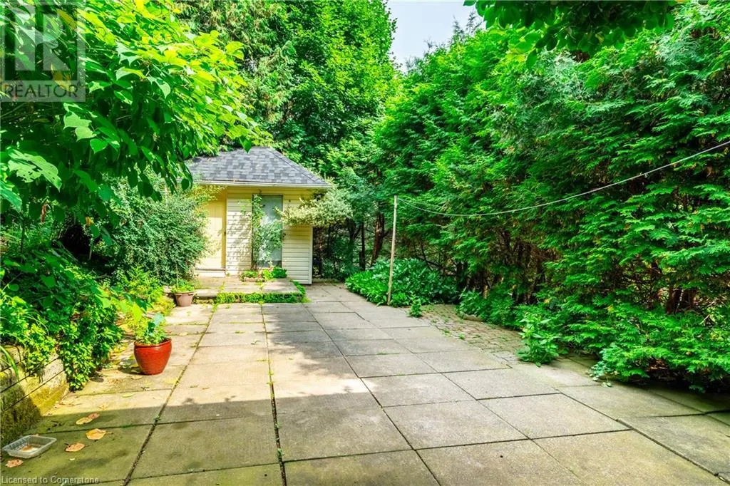 2083 HOLLOW Road