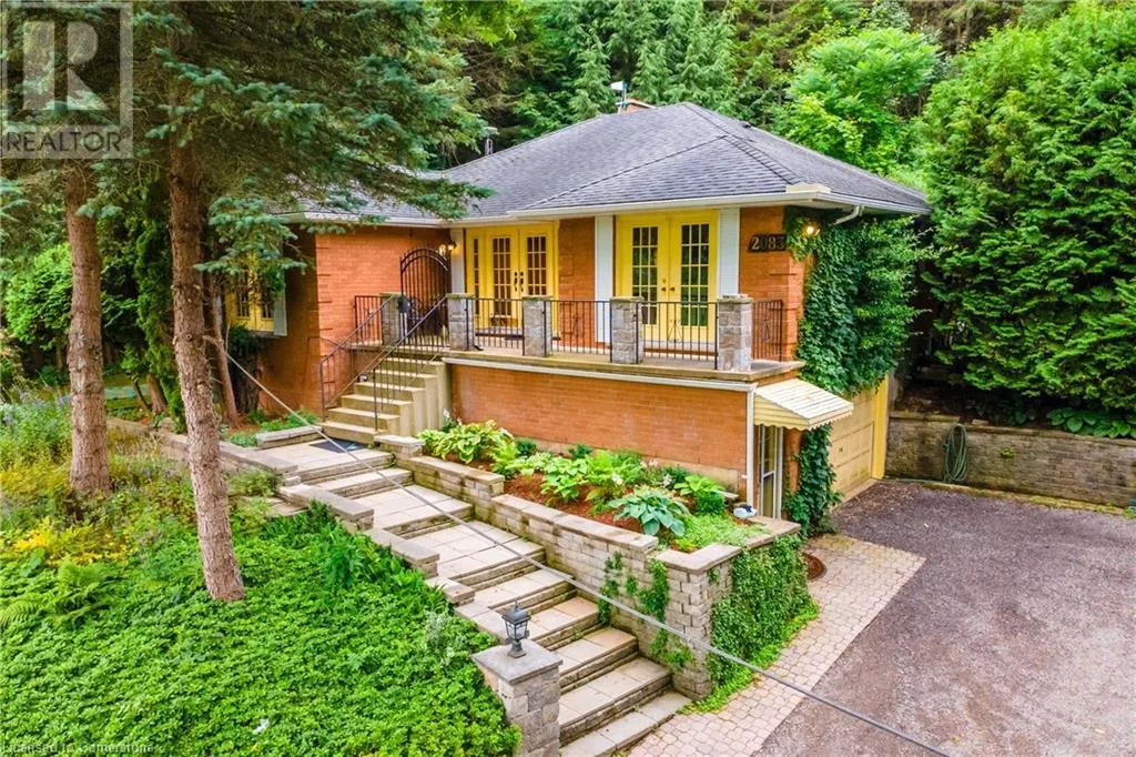 2083 HOLLOW Road
