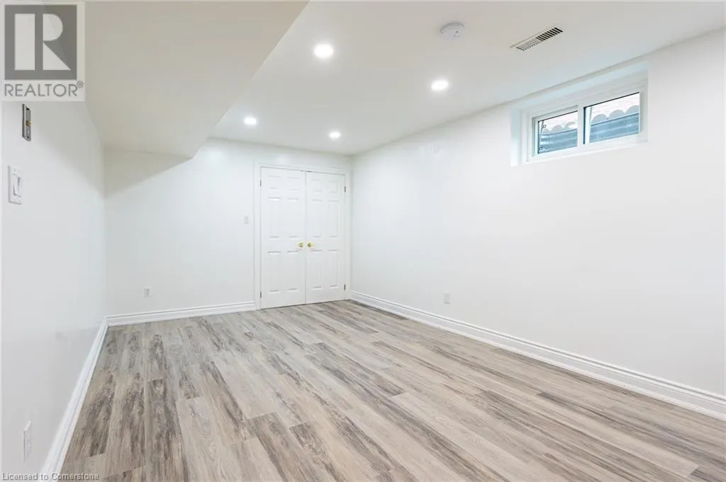 80 DEERVIEW Avenue Unit# Lower, #Lower