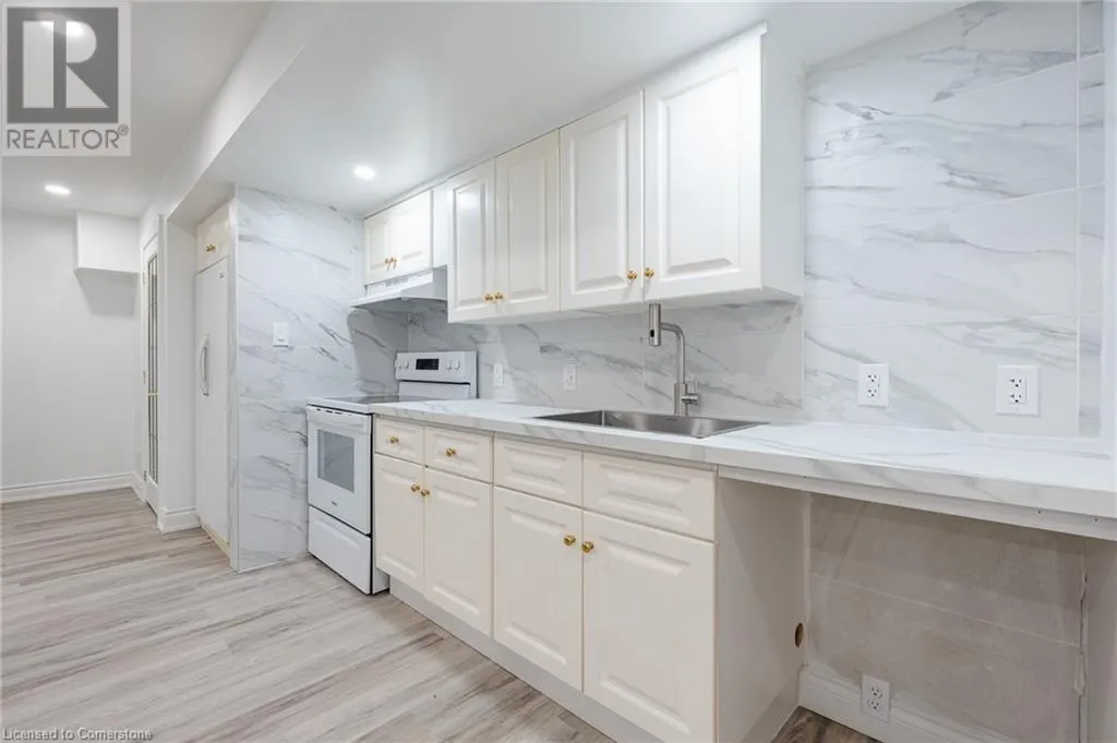 80 DEERVIEW Avenue Unit# Lower, #Lower