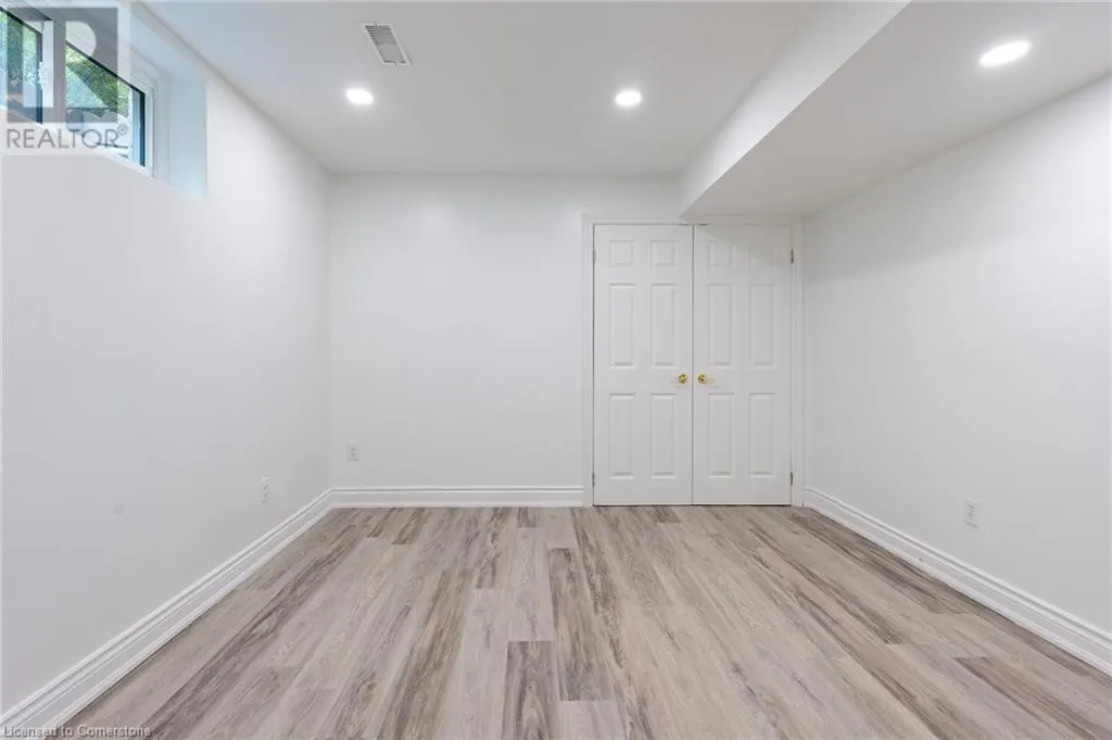 80 DEERVIEW Avenue Unit# Lower, #Lower