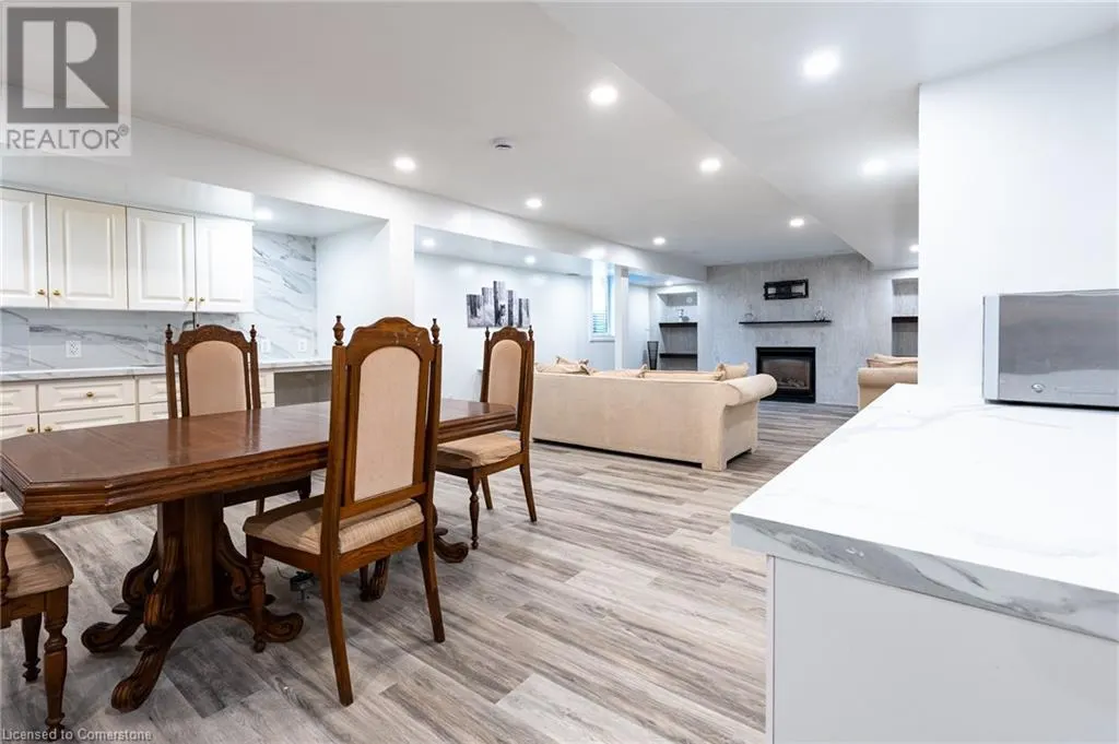 80 DEERVIEW Avenue Unit# Lower, #Lower