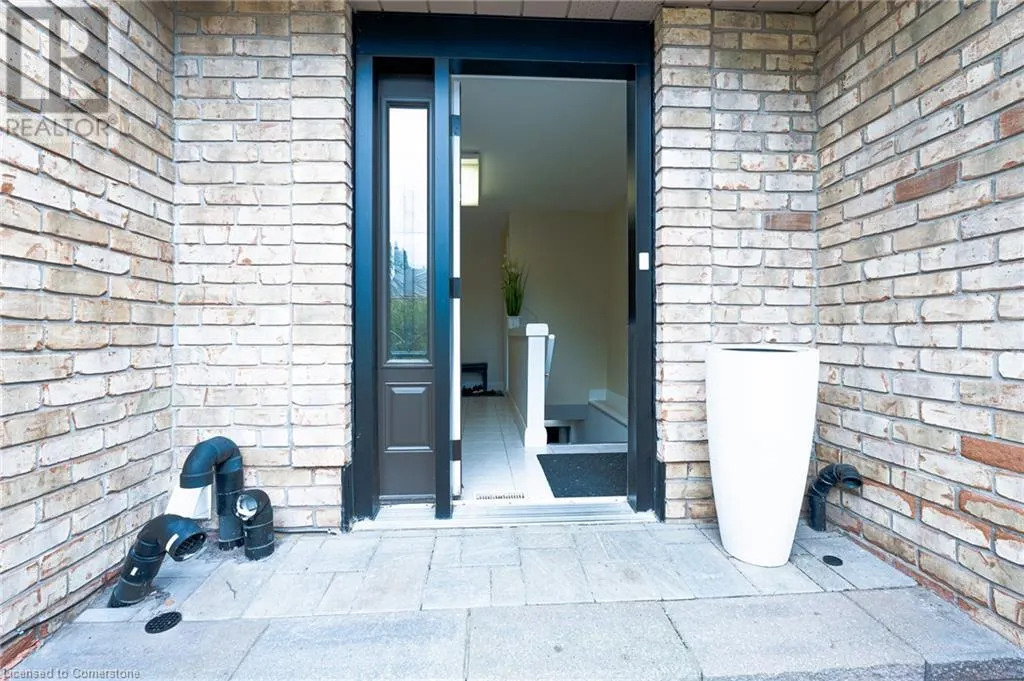 80 DEERVIEW Avenue Unit# Lower, #Lower